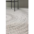 Denna produkten heter Maya, tillverkad av Polypropylen material med en vacker Beige färg - SE Mattor
