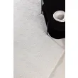 Denna produkten heter Tahan, tillverkad av Polyester material med en vacker Vit färg - SE Mattor