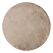 Denna produkten heter Leno, tillverkad av Polyester material med en vacker Beige färg - SE Mattor