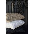 Denna produkten heter Havanna, tillverkad av Polyester material med en vacker Offwhite färg - SE Mattor