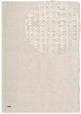 Denna produkten heter Molly, tillverkad av 80% Ull & 20% Bomull material med en vacker Offwhite färg - SE Mattor
