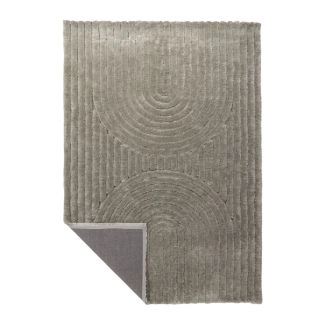 Denna produkten heter Pinta, tillverkad av Polyester material med en vacker Greige färg - SE Mattor