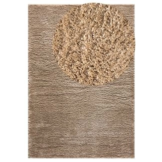 Denna produkten heter Softy, tillverkad av Polypropylen material med en vacker Mörkbeige färg - SE Mattor
