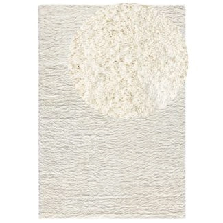 Denna produkten heter Softy, tillverkad av Polypropylen material med en vacker Offwhite färg - SE Mattor