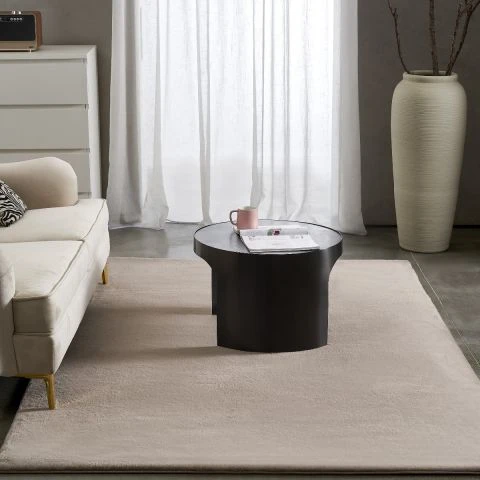 Denna produkten heter Rabbit Eco, tillverkad av Polyester material med en vacker Taupe färg - SE Mattor