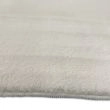 Denna produkten heter Cat, tillverkad av Polyester material med en vacker Beige färg - SE Mattor