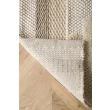 Denna produkten heter Vintera, tillverkad av Ull material med en vacker Beige färg - SE Mattor