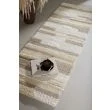 Denna produkten heter Vintera, tillverkad av Ull material med en vacker Beige färg - SE Mattor