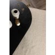 Denna produkten heter Velvaya, tillverkad av Ull material med en vacker Beige färg - SE Mattor