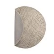 Denna produkten heter Granby, tillverkad av Polyester material med en vacker Beige färg - SE Mattor