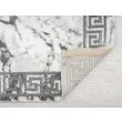 Denna produkten heter Art Versace, tillverkad av Polypropylen material med en vacker Silver färg - SE Mattor