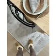 Denna produkten heter Cloudy, tillverkad av Polyester material med en vacker Silver färg - SE Mattor