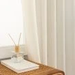 Denna produkten heter Ellinor, tillverkad av Polyester material med en vacker Beige färg - SE Mattor