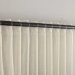 Denna produkten heter Ellinor, tillverkad av Polyester material med en vacker Beige färg - SE Mattor