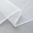 Denna produkten heter Ellinor, tillverkad av Polyester material med en vacker Vit färg - SE Mattor