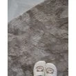 Denna produkten heter Fluffy, tillverkad av Polyester material med en vacker Taupe färg - SE Mattor
