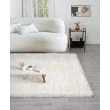 Denna produkten heter Furry, tillverkad av Polypropylen material med en vacker Offwhite färg - SE Mattor