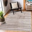 Denna produkten heter Hiro Lalo, tillverkad av Polypropylen material med en vacker Beige färg - SE Mattor