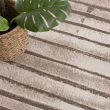 Denna produkten heter Hiro Lalo, tillverkad av Polypropylen material med en vacker Beige färg - SE Mattor