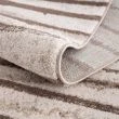 Denna produkten heter Hiro Lalo, tillverkad av Polypropylen material med en vacker Beige färg - SE Mattor