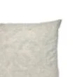 Denna produkten heter Kiki, tillverkad av  material med en vacker Vit färg - SE Mattor