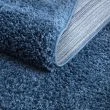 Denna produkten heter Lazy, tillverkad av Polypropylen material med en vacker Blå färg - SE Mattor