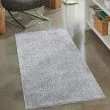 Denna produkten heter Lazy, tillverkad av Polypropylen material med en vacker Grå färg - SE Mattor