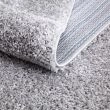 Denna produkten heter Lazy, tillverkad av Polypropylen material med en vacker Grå färg - SE Mattor
