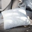 Denna produkten heter Ludde, tillverkad av Polyester material med en vacker Offwhite färg - SE Mattor
