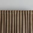 Denna produkten heter Mathilde, tillverkad av Polyester material med en vacker Sand färg - SE Mattor
