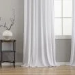 Denna produkten heter Mathilde, tillverkad av Polyester material med en vacker Vit färg - SE Mattor