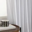 Denna produkten heter Mathilde, tillverkad av Polyester material med en vacker Vit färg - SE Mattor