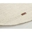 Denna produkten heter Molly, tillverkad av 80% Ull & 20% Bomull material med en vacker Offwhite färg - SE Mattor