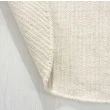 Denna produkten heter Molly, tillverkad av 80% Ull & 20% Bomull material med en vacker Offwhite färg - SE Mattor