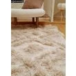 Denna produkten heter Moody Klay, tillverkad av Polyester material med en vacker Beige färg - SE Mattor