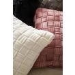 Denna produkten heter Ocean, tillverkad av Polyester material med en vacker Rosa färg - SE Mattor