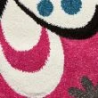 Denna produkten heter Diamond Fjäril, tillverkad av Polypropylen material med en vacker Rosa färg - SE Mattor