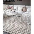 Denna produkten heter Rabbit Bubble, tillverkad av Polyester material med en vacker Ljusbeige färg - SE Mattor