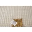Denna produkten heter Rabbit Bubble, tillverkad av Polyester material med en vacker Ljusbeige färg - SE Mattor