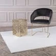Denna produkten heter Rabbit Paradise, tillverkad av Polyester material med en vacker Vit färg - SE Mattor