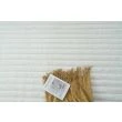 Denna produkten heter Rabbit Stripe, tillverkad av Polyester material med en vacker Offwhite färg - SE Mattor