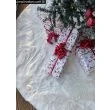 Denna produkten heter Rabbit Fur, tillverkad av Polyester material med en vacker Vit färg - SE Mattor