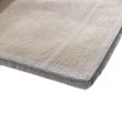 Denna produkten heter Rabbit Fur, tillverkad av Polyester material med en vacker Silver färg - SE Mattor