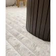 Denna produkten heter Rabbit Stripe, tillverkad av Polyester material med en vacker Offwhite färg - SE Mattor