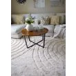 Denna produkten heter Rabbit Zen, tillverkad av Polyester material med en vacker Ljusbeige färg - SE Mattor