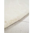 Denna produkten heter Rabbit Eco, tillverkad av Polyester material med en vacker Offwhite färg - SE Mattor