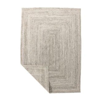 Denna produkten heter Savio, tillverkad av Polypropylen material med en vacker Beige färg - SE Mattor