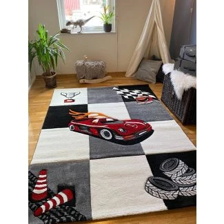 Denna produkten heter Diamond Racingbil, tillverkad av Polypropylen material med en vacker Grå färg - SE Mattor