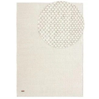 Denna produkten heter Elsa, tillverkad av 80% Ull & 20% Bomull material med en vacker Offwhite färg - SE Mattor