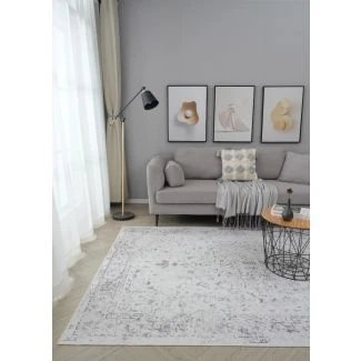 Denna produkten heter Wiltonmatta Vero Twine Beige, tillverkad av Polyester material med en vacker Beige färg - SE Mattor